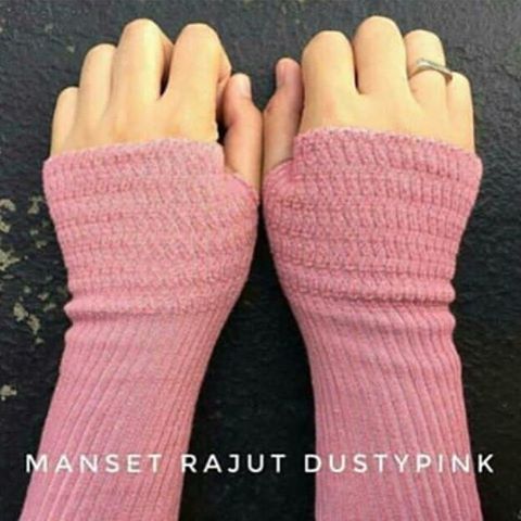 Handsock Jempol Rajut Naureen Dusty Pink